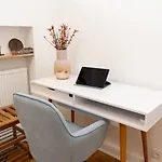 Apartman Freedom In The Heart Of - Balabana Str And Svoboda Avenue