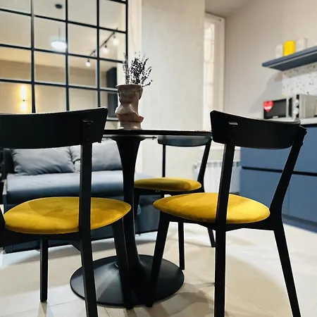 Apartman Freedom In The Heart Of - Balabana Str And Svoboda Avenue *