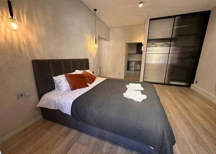 דירה Freedom In The Heart Of - Balabana Str And Svoboda Avenue *