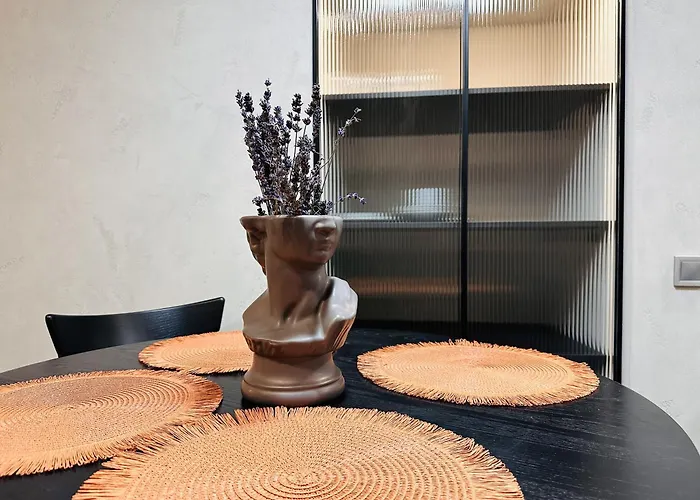 Freedom In The Heart Of - Balabana Str And Svoboda Avenue לבוב