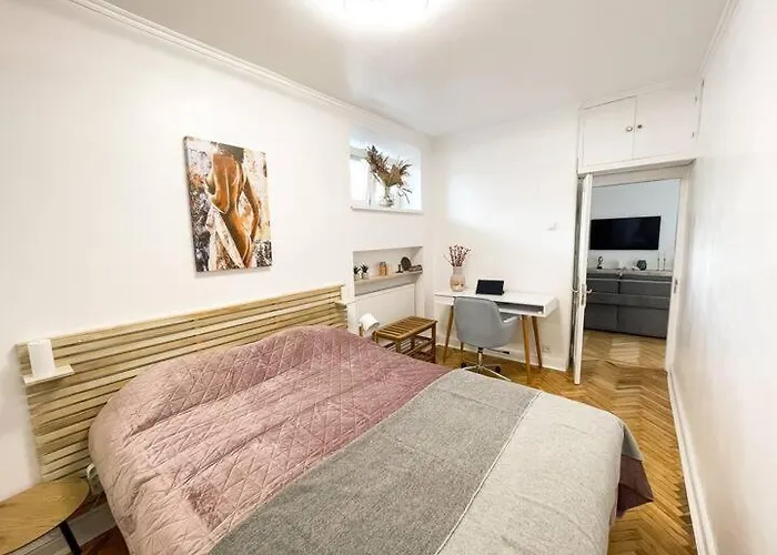 Freedom In The Heart Of - Balabana Str And Svoboda Avenue דירה *