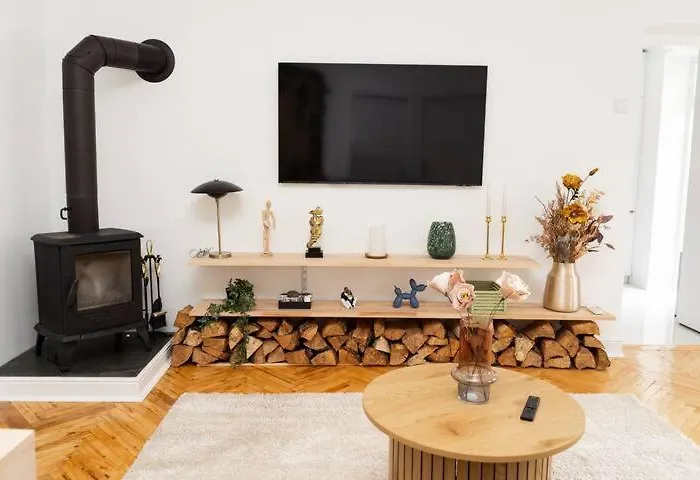 Freedom In The Heart Of - Balabana Str And Svoboda Avenue Apartament