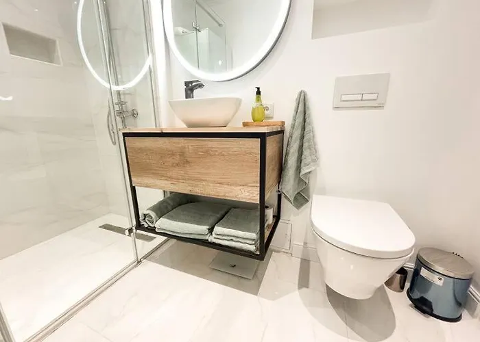 Freedom In The Heart Of - Balabana Str And Svoboda Avenue